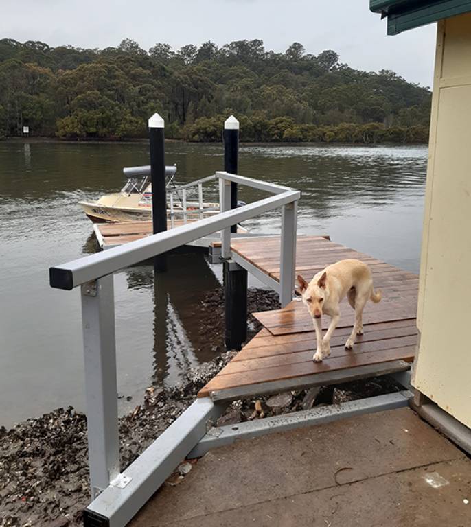 Jetty, pontoon and seawall building and repairs in Hawkesbury River, Brisbane Water and Pittwater.